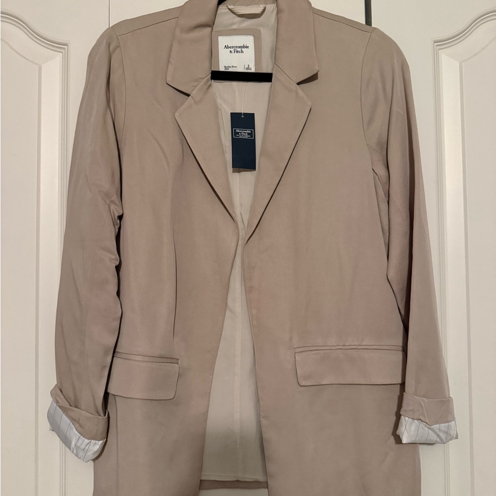 Abercrombie & Fitch Women's Beige Blazer